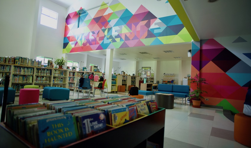 Lincon School - Biblioteca