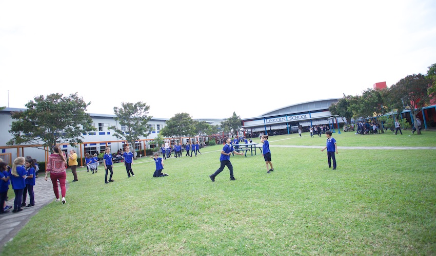 Lincon School - Plaza Central